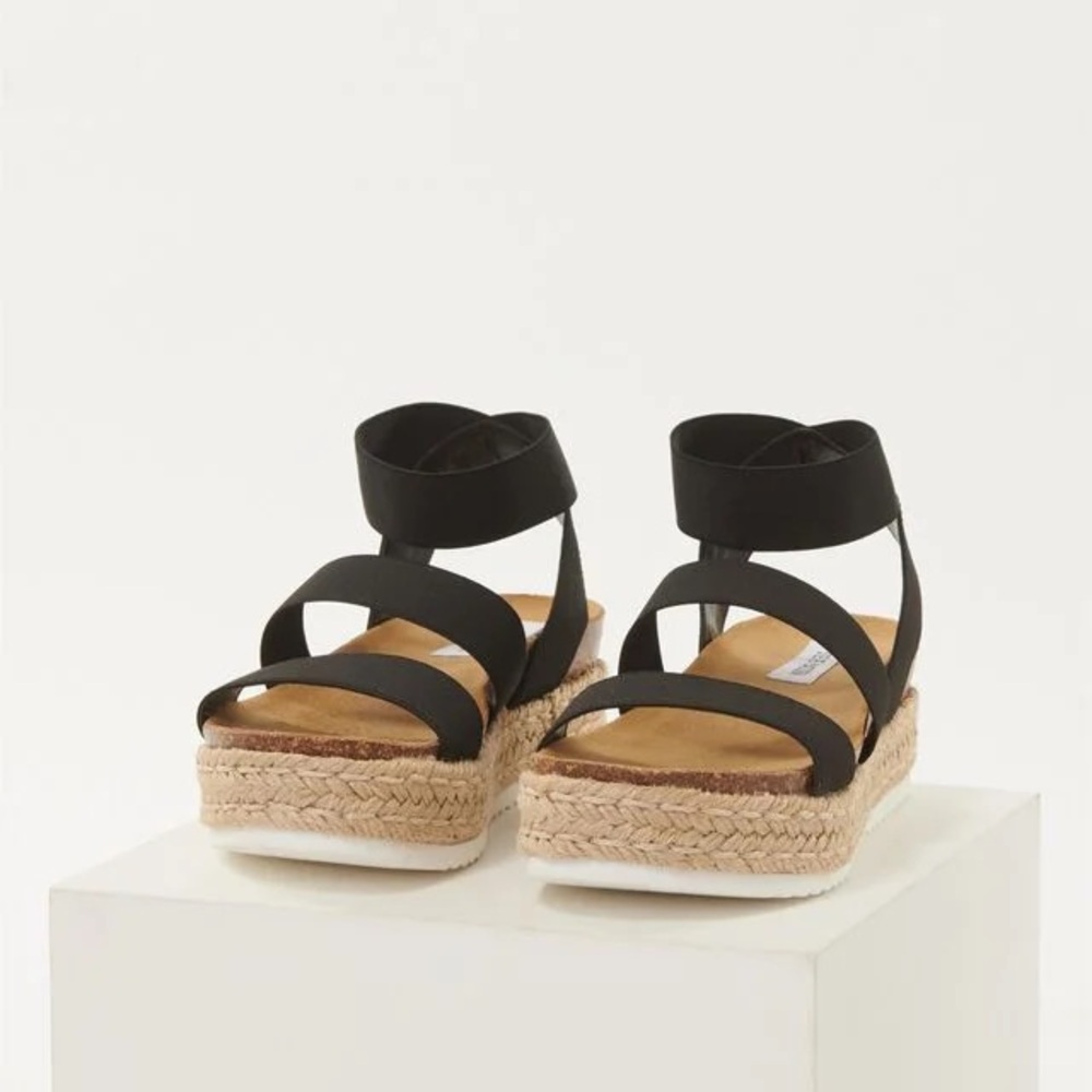 Steve Madden Black Kimmie Platform Sandals